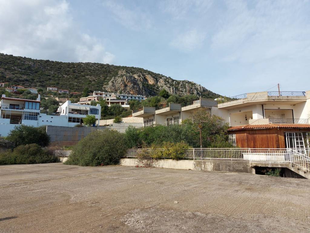 for sale a hotel unit consisting of 26 rooms with panoramic