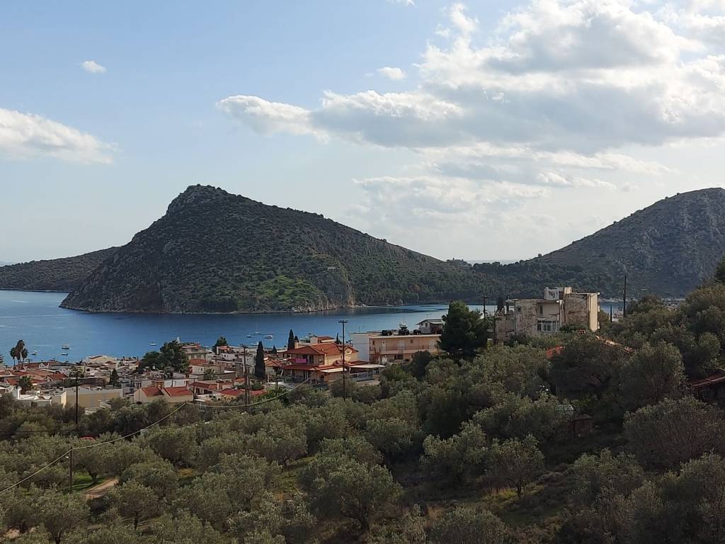 for sale a hotel unit consisting of 26 rooms with panoramic