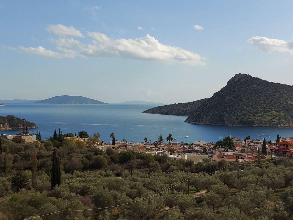 for sale a hotel unit consisting of 26 rooms with panoramic