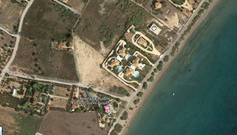 Excellent seaside parcel in Porto Heli in Petrothalasa area