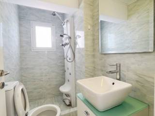 UPPER FLOOR WC WITH SHOWER