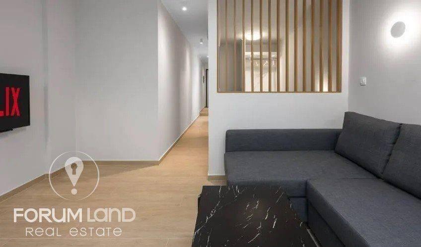 Forumland Real Estate, Καθιστικό