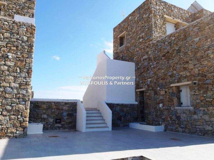 Mykonos real estate-Hotel 500 sq.m in Ano Mera