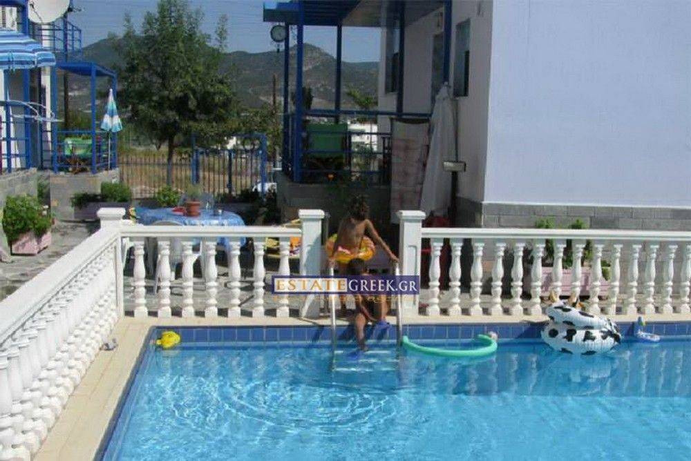 ★ With 50m² swimming pool ★ In full operation ★