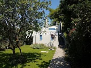 Detached house for sale in Evia