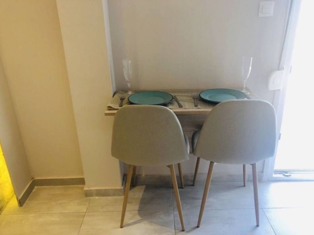 ............................................................