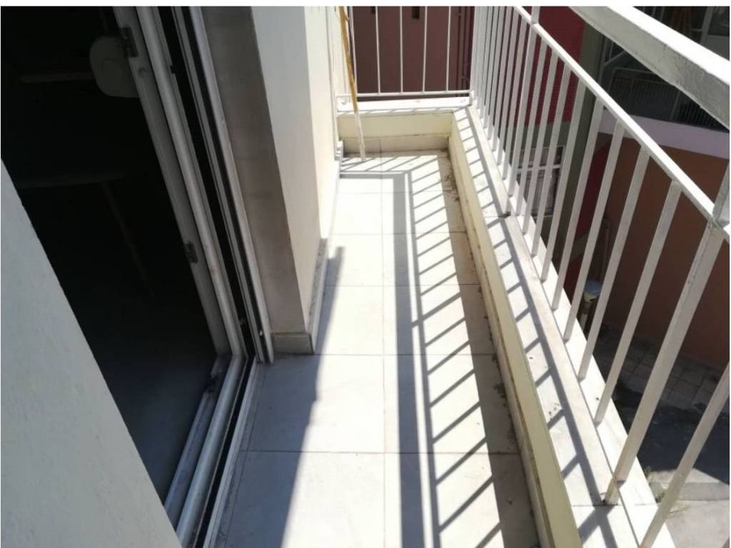 ............................................................