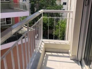 ............................................................