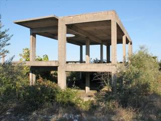 1 - Πωλείται υπό κατασκευή 2-όροφη μονοκατοικία έκτασης 150 .