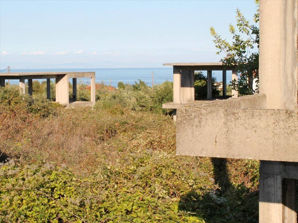 6 - Πωλείται υπό κατασκευή 2-όροφη μονοκατοικία έκτασης 150 .