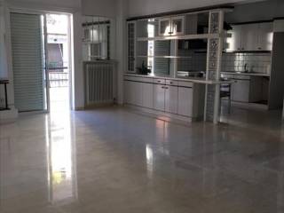 1 - Πωλείται διαμέρισμα έκτασης 126 τμ στην κεντρική Ελλάδα.