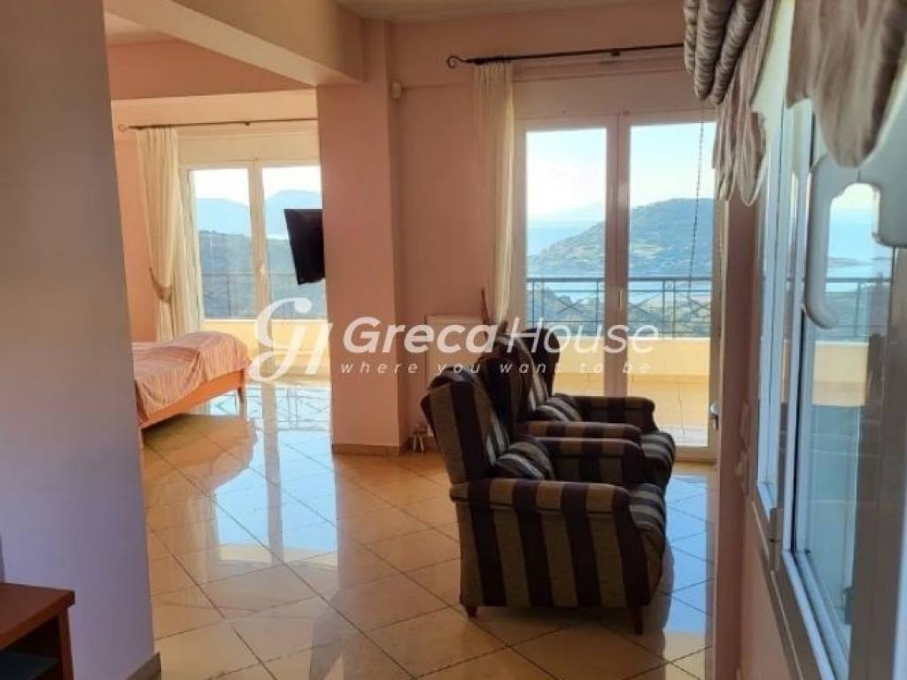 Luxury Seaside Detached House for sale in Anavyssos