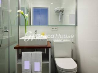 Poleitai epiplomeno xenodocheio sto Metaxoyrgeio