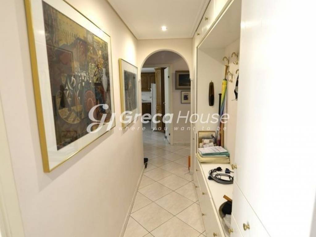 Penthouse Maisonette in Pagrati - Luxury and Unrestricted Vi