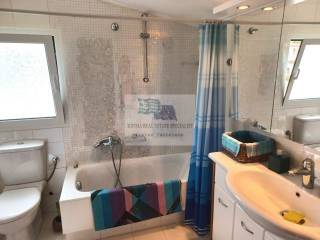 MASTER BATHROOM I