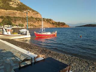 EIKONA TES PERIOCHES (SPELIA)