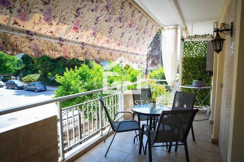 Θέα από μπαλκόνι