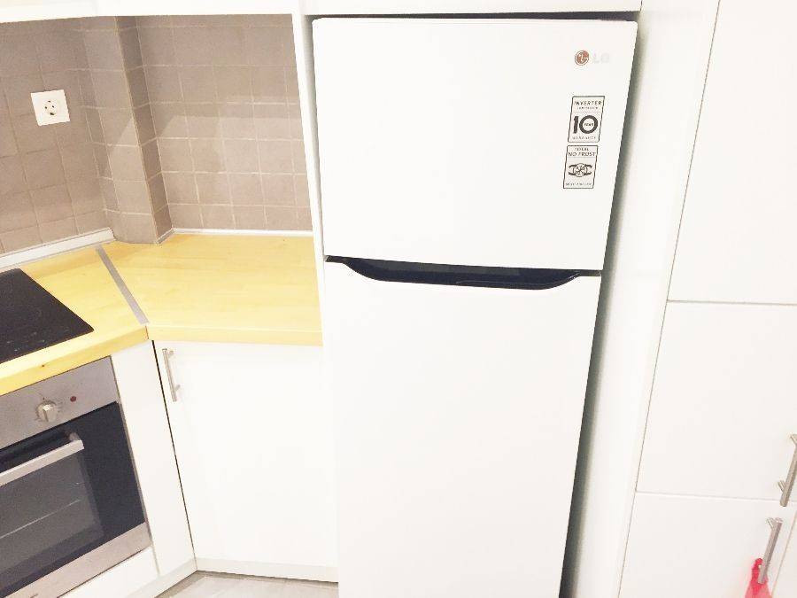 Ψυγείο ηλεκτρική κουζίνα