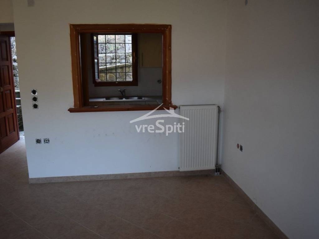 ΕΣΩΤΕΡΙΚΗ ΑΠΟΨΗ ΤΗΣ ΚΑΤΟΙΚΙΑΣ