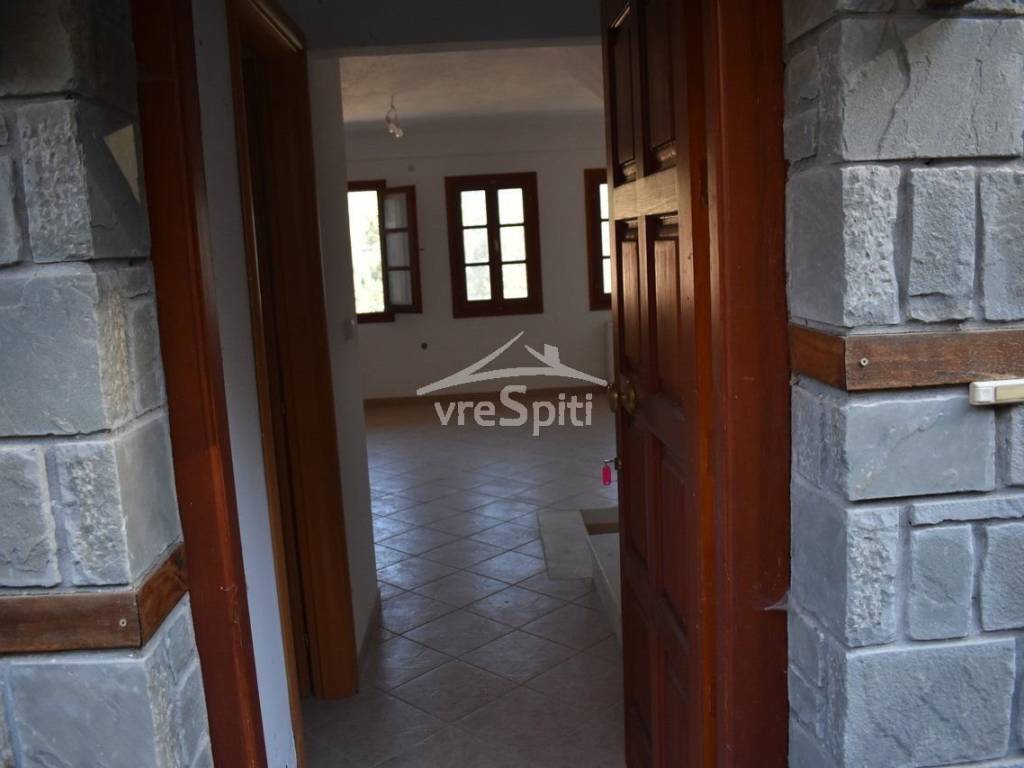 ΕΣΩΤΕΡΙΚΗ ΑΠΟΨΗ ΤΗΣ ΚΑΤΟΙΚΙΑΣ