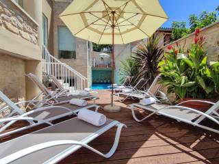 Ηλιόλουστη βεράντα