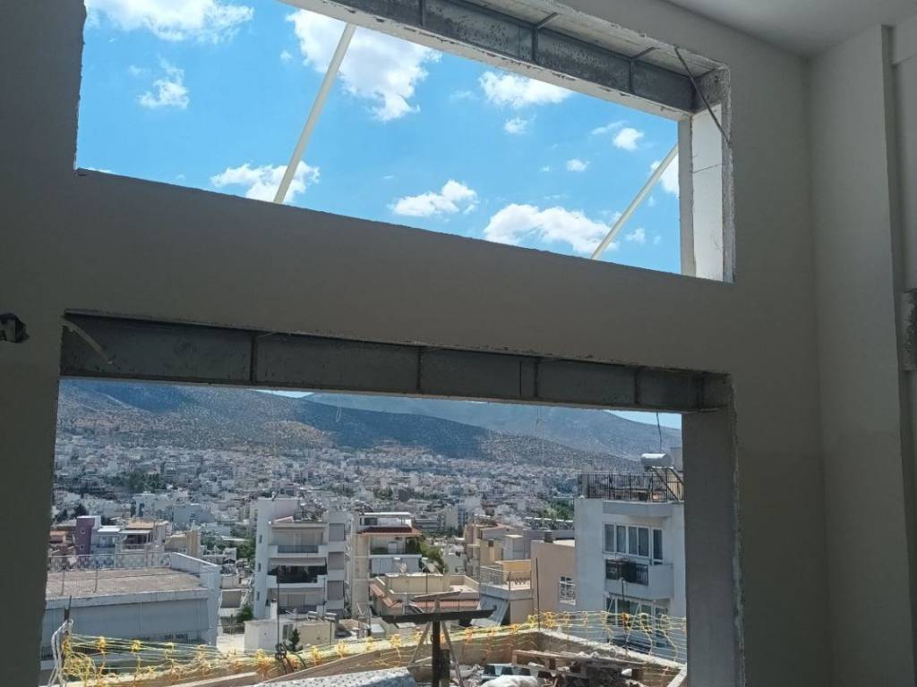 Μπαλκονοπορτα μεγαλων διαστασεων με ηλεκτικο ρολο