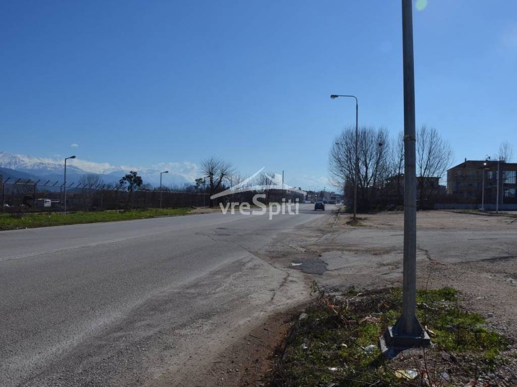 Φωτογραφίες οικοπέδου.