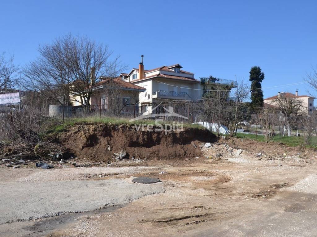 Φωτογραφίες οικοπέδου.