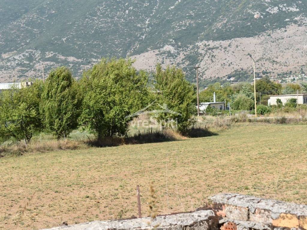 Φωτογραφίες οικοπέδου.