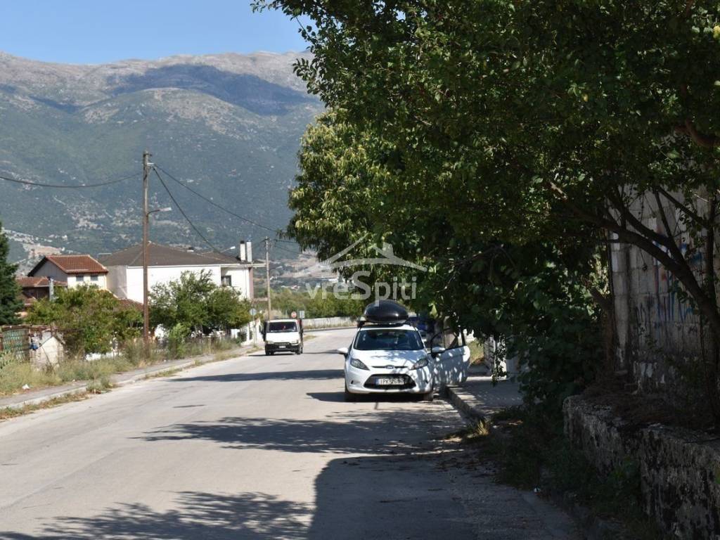 Φωτογραφίες οικοπέδου.