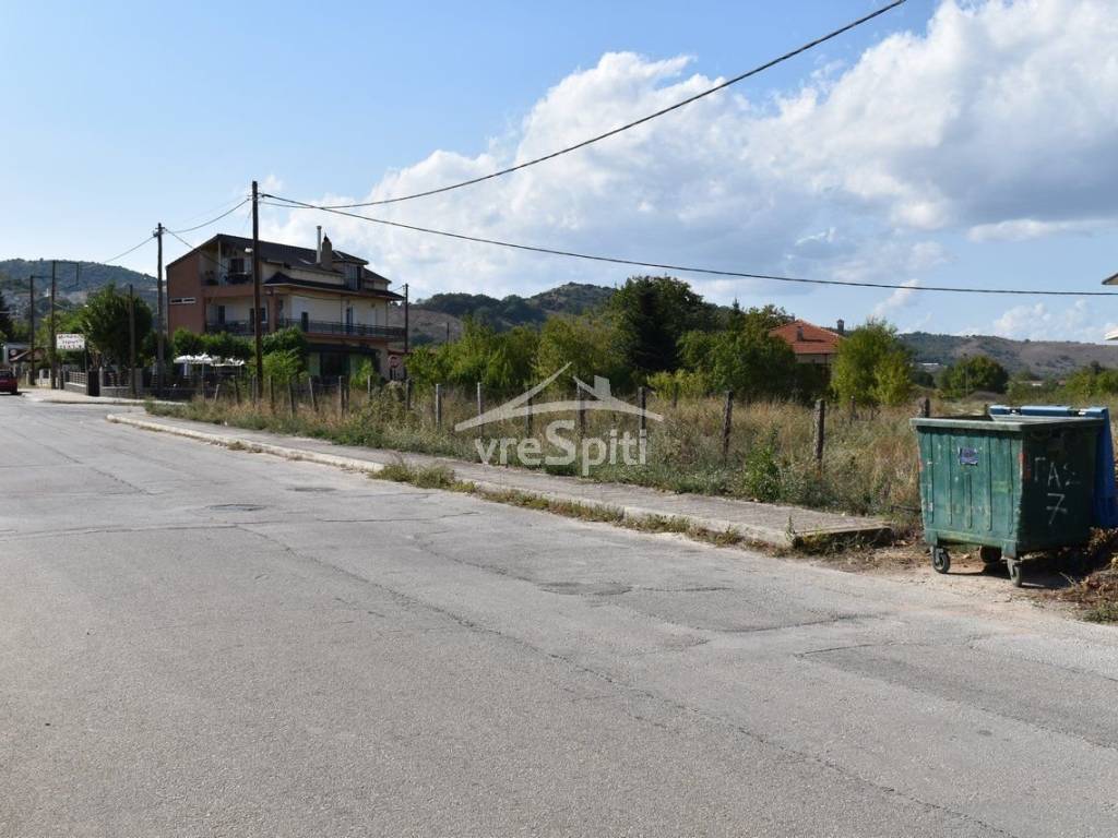 Φωτογραφίες οικοπέδου.