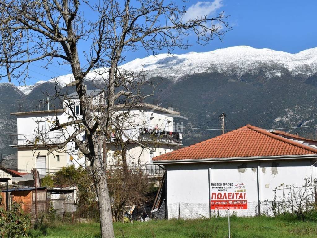 Φωτογραφίες οικοπέδου.