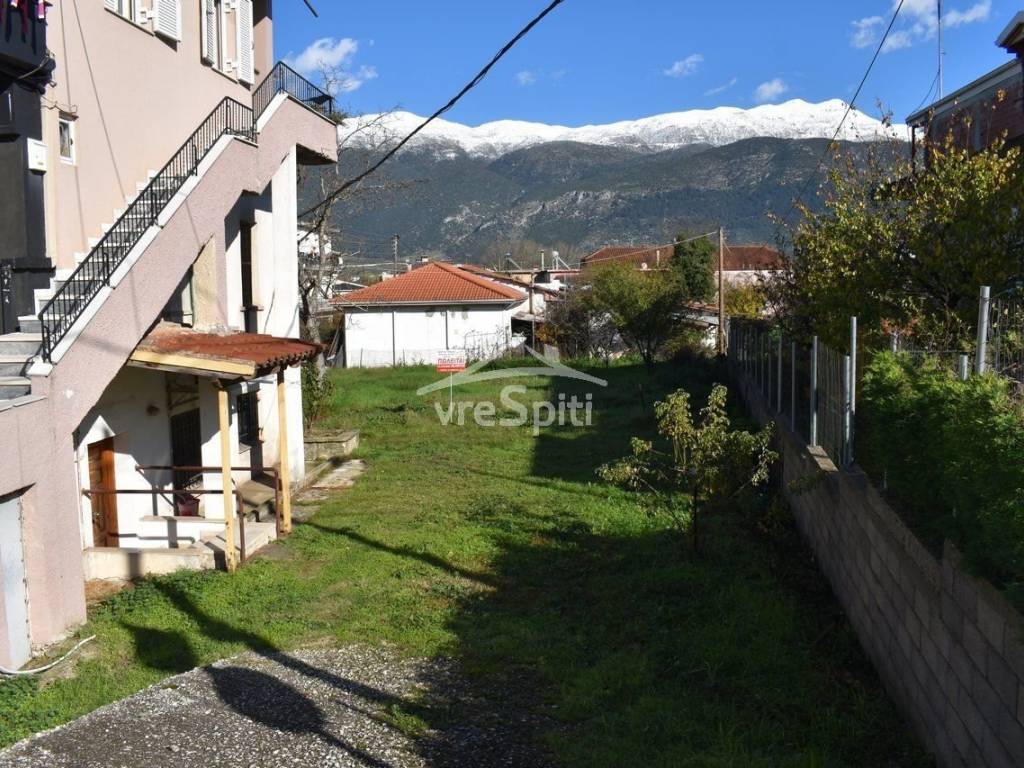 Φωτογραφίες οικοπέδου.