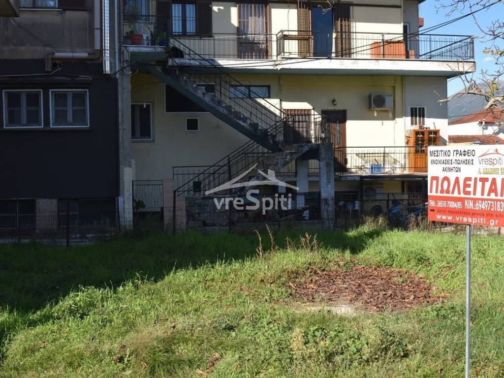 Φωτογραφίες οικοπέδου.