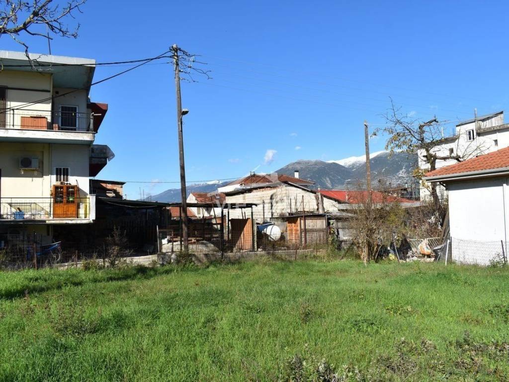 Φωτογραφίες οικοπέδου.