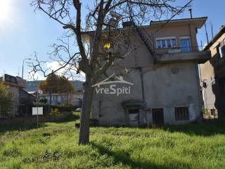 Φωτογραφίες οικοπέδου.