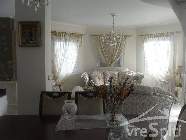 ΤΡΑΠΕΖΑΡΙΑ