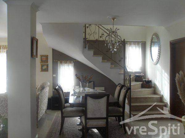 ΤΡΑΠΕΖΑΡΙΑ