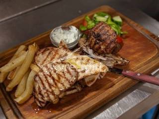 Η Φωτογραφία είναι ενδεικτική και αποτελεί δείγμα για τον ιστότοπο.