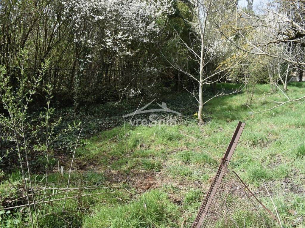 Φωτογραφίες Οικοπέδου