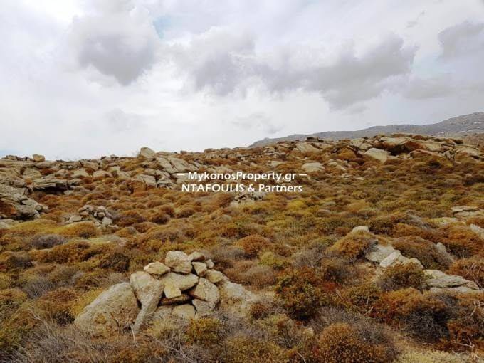 Mykonos real estate -For sale plot 6,030 sq.m in Agrari