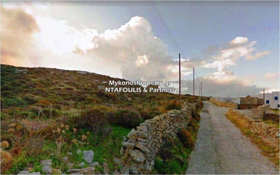 Mykonos real estate -For sale plot 5,625 sq.m in Tourlos