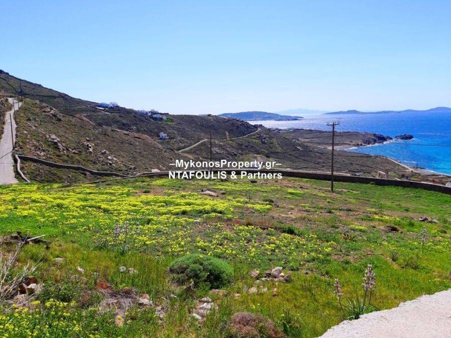 Mykonos real estate - Plot 4.200 sq.m in Choulakia