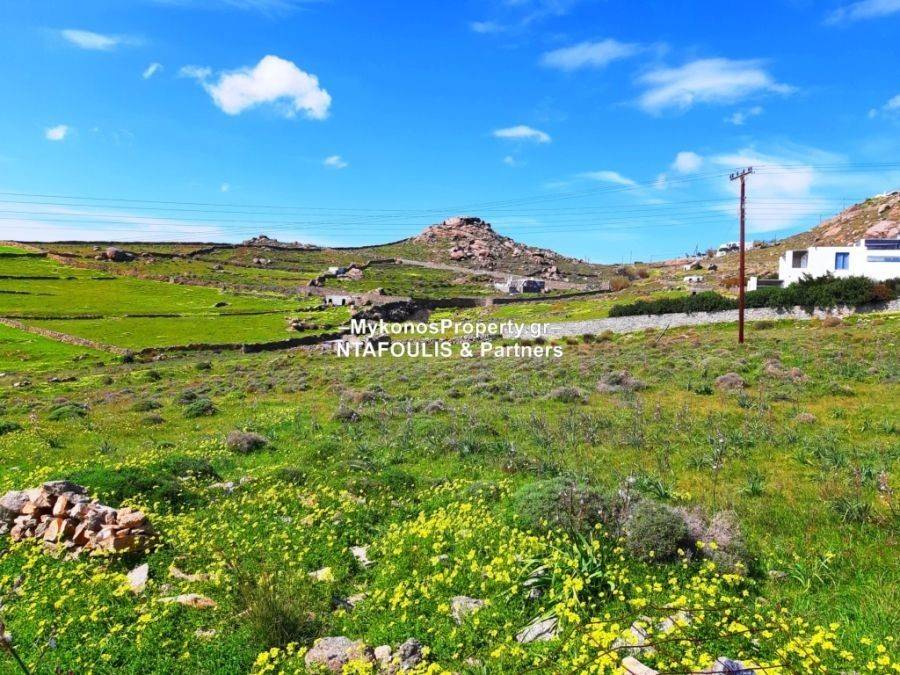 Mykonos real estate - Plot 4.200 sq.m in Choulakia