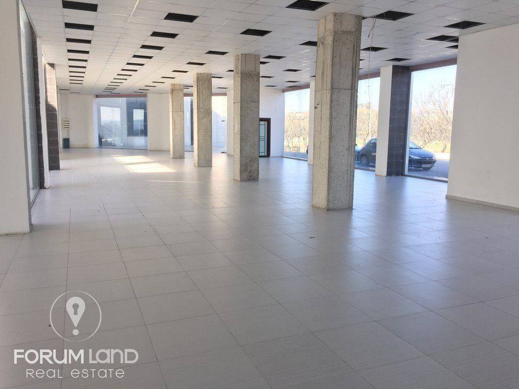 Forumland Real Estate, Πυλαία - COSMOS περιοχή προς ενοικίαση 870τ.μ. Εξαιρετικό Επαγγελματικό Κατάστημα