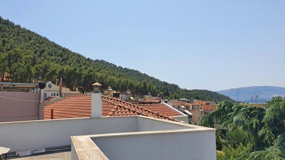 Θέα από το 3ο επίπεδο - roof garden