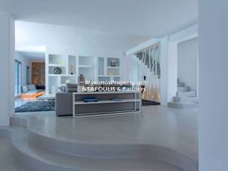 Mykonos real estate -Villa 200 sq.m in Ornos