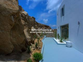 Mykonos real estate -Villa 200 sq.m in Ornos