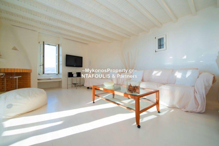 Mykonos real estate-Residence 128 sq.m in Chora