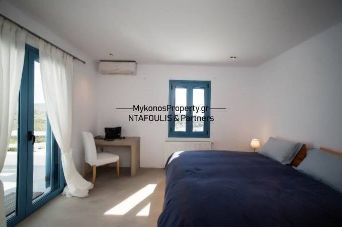 Mykonos real estate - Villa 270 sq.m near Psarou beach